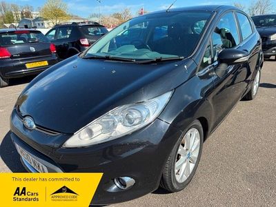 Usado Ford Fiesta Zetec 2010 Preto Citadino