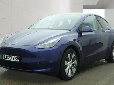 Used Tesla Model Y 282 kW (384 HP) 2023 Blue SUV