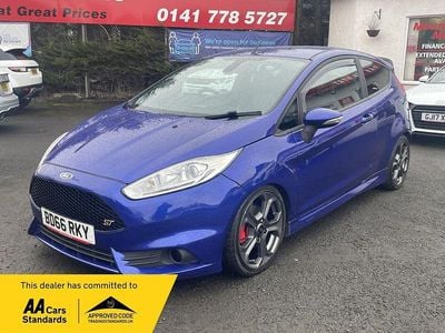 Used Ford Fiesta ST 2016 Blue Hatchback