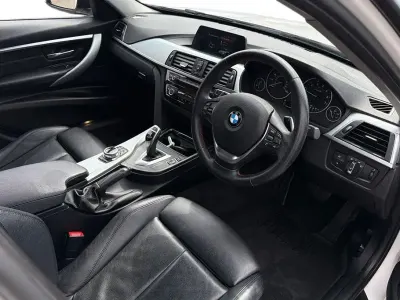 Used BMW 320 Sport Line 184 HP (135 kW) 2018 White Sedan