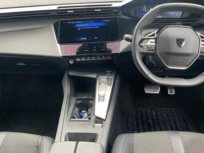 Peugeot e-308