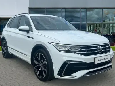 Second-hand VW Tiguan R-line 150 CP (110 kW) 2023 Alb SUV