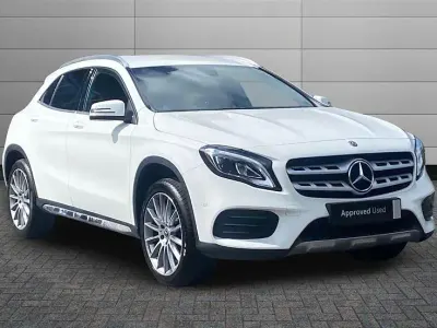 Used Mercedes GLA180 AMG line 122 HP (89 kW) 2019 White SUV