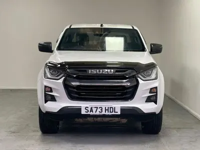 Used Isuzu D-Max 163 HP (119 kW) 2023 White Pickup