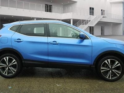 Used Nissan Qashqai N-Connecta 113 HP (83 kW) 2018 Vivid blue SUV
