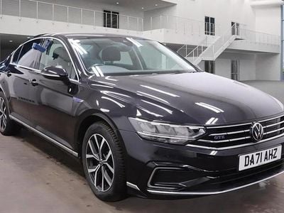 Black Used 2021 VW Passat GTE Sedan | £16,999 (Fair price)