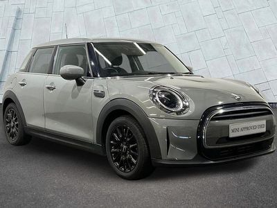Begagnad Mini Cooper Classic 134 HK (98 kW) 2022 Grå Halvkombi