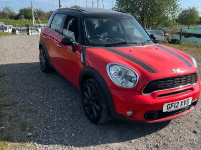 Używany Mini Cooper SD Countryman 143 KM (105 kW) 2012 Czerwony SUV