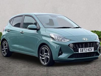 Used Hyundai i10 Premium 83 HP (61 kW) 2023 Green Hatchback