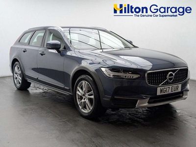 Used Volvo V90 CC Pro 2017 Blue Estate