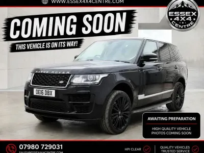 Used Land Rover Range Rover Vogue SE 258 HP (189 kW) 2016 Black SUV