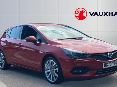 Used Vauxhall Astra SRi 145 HP (106 kW) 2020 Red Hatchback