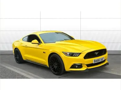 Used Ford Mustang GT 416 HP (305 kW) 2016 Yellow Coupe