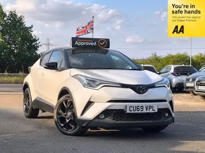 Used Toyota C-HR 116 HP (85 kW) 2019 White SUV