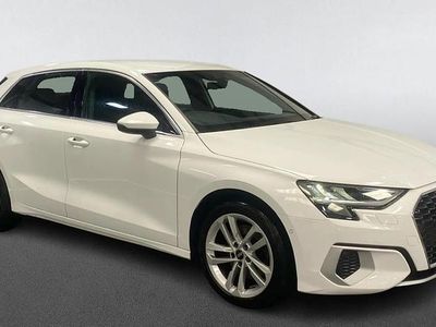 Begagnad Audi A3 Sport 110 HK (80 kW) 2021 Vit Sedan