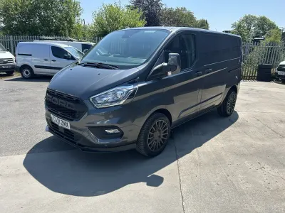 Used Ford Transit Custom Limited 130 HP (95 kW) 2021 Grey Van