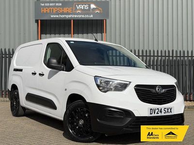Used Vauxhall Combo S 100 HP (73 kW) 2024 White MPV