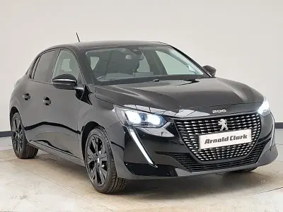 Używany Peugeot 208 Allure 100 KM (73 kW) 2020 Czarny Hatchback