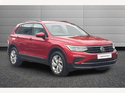 Usado VW Tiguan Life 150 HP (110 kW) 2021 Vermelho SUV