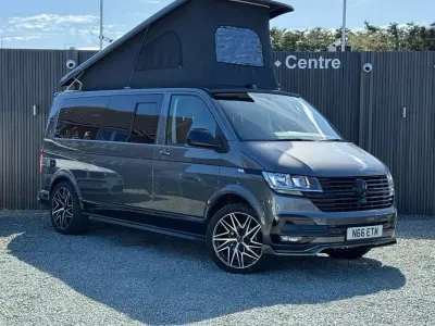 Usado VW Transporter Highline 180 HP (132 kW) 2024 Cinzento Van