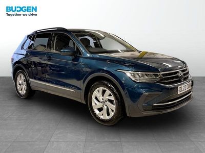 Blue Used 2022 VW Tiguan Life SUV | £16,250 (Fair price)