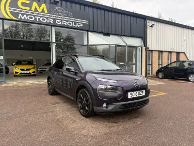 Used Citroën C4 Cactus Flair 100 HP (73 kW) 2016 Purple Hatchback