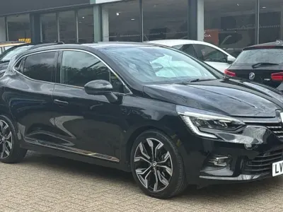 Used Renault Clio Techno 90 HP (66 kW) 2022 Black  Hatchback