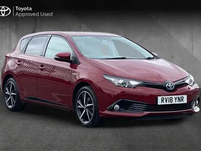Used Toyota Auris Hybrid Design 136 HP (100 kW) 2018 Red Hatchback