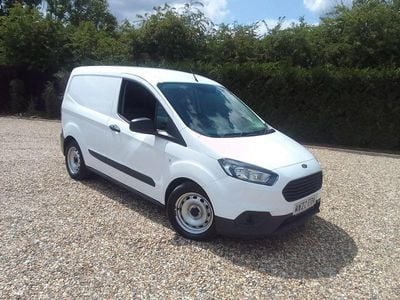 White Used 2022 Ford Transit Van | £9,450 (Fair price)