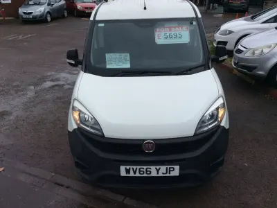 Used Fiat Doblò 90 HP (66 kW) 2016 White MPV