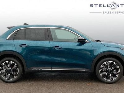 Green New 2025 Fiat 600 La Prima SUV | £21,909