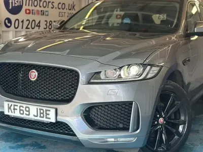 Used Jaguar F-Pace Chequered Flag 180 HP (132 kW) 2019 Grey SUV