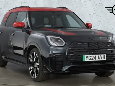 Używany Mini Countryman 147 kW (201 KM) 2024 Szary SUV