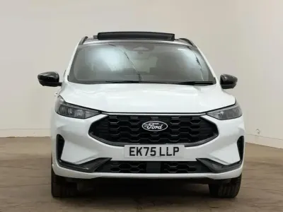 Used Ford Kuga ST-Line X 243 HP (178 kW) 2025 Frozen white SUV