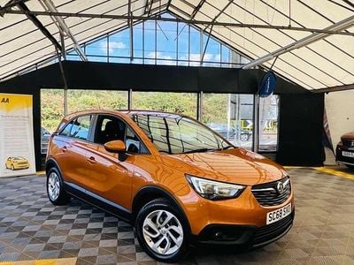 Orange Used 2019 Vauxhall Crossland X SUV | £5,795 (Good price)
