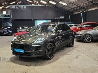 Porsche Macan S