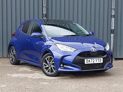 Second-hand Toyota Yaris Hybrid Design 116 CP (85 kW) 2023 Albastru Hatchback
