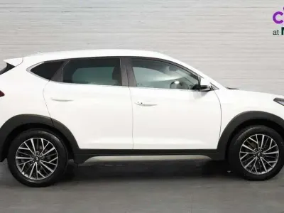 Used Hyundai Tucson Premium 129 HP (94 kW) 2020 White SUV