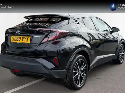 Second-hand Toyota C-HR 122 CP (89 kW) 2019 Negru SUV