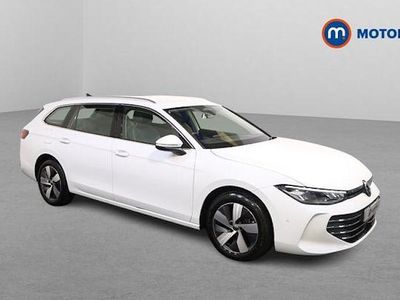 Used VW Passat Life 204 HP (150 kW) 2025 White Estate