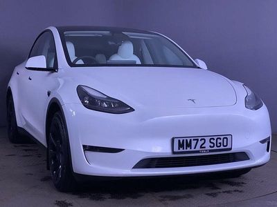 White Used 2022 Tesla Model Y Long Range AWD SUV | £21,999 (Fair price)