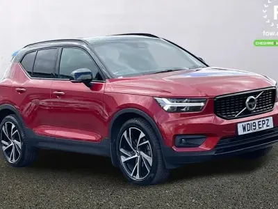 Used Volvo XC40 R-Design Pro 247 HP (181 kW) 2019 Red SUV