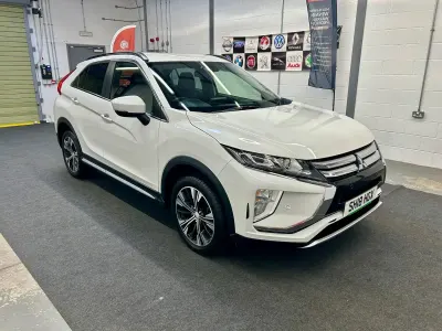 Used Mitsubishi Eclipse 2018 White Hatchback