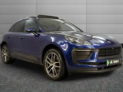 Used Porsche Macan 261 HP (191 kW) 2022 Blue SUV