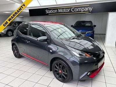 Begagnad Toyota Aygo x-press 68 HK (50 kW) 2017 Grå Halvkombi