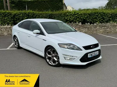 Used Ford Mondeo Titanium X 200 HP (147 kW) 2012 White Hatchback