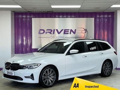Used BMW 330 Sport Line 265 HP (194 kW) 2020 White Estate