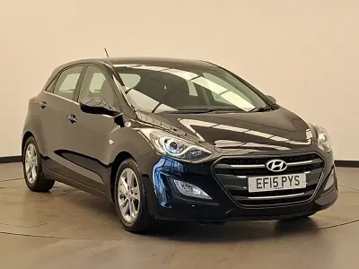 Used Hyundai i30 SE 100 HP (73 kW) 2015 Black Hatchback