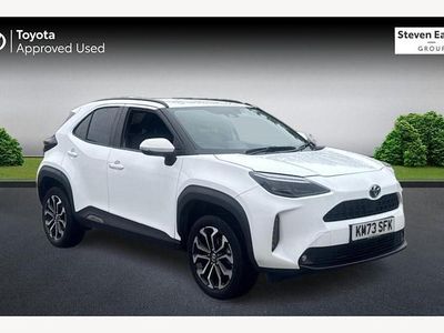 Used 2025 Toyota Yaris Hybrid Design Estate | £20,034 (Good price)