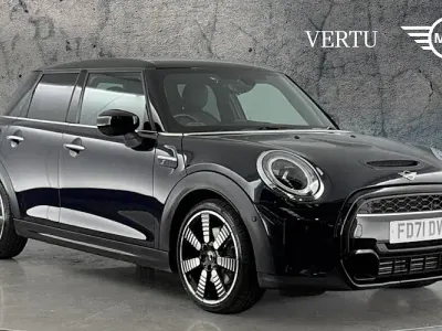 Used Mini Cooper S Exclusive 178 HP (130 kW) 2021 Other Hatchback